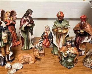 Manger Figures