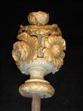 CARVED VICTORIAN DECORATIVE POST FINIAL.