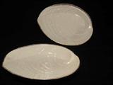 A SET OF 12 FINE PARIS PORCELAIN ABALONE FAUX DISHES, 19TH CENTURY.