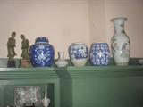 A FINE SELECTION OF CHINESE PORCELAIN VASES