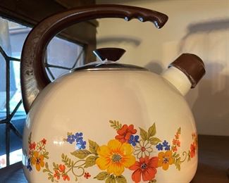 Sweet Flowers Tea Pot