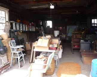lots of vintage items ( garage )