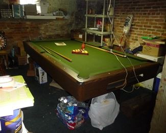 pool table 