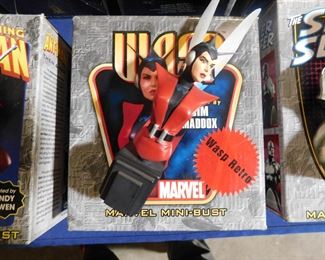 Wasp mini bust Bowen designs