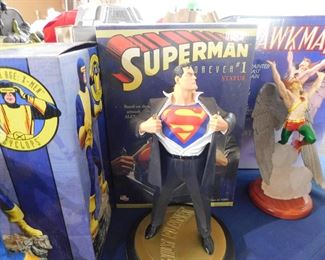 Superman Statue DC Direct