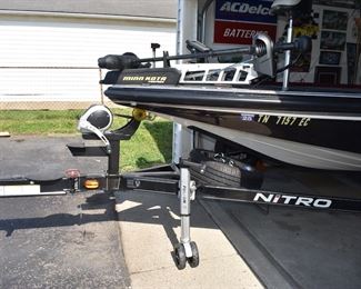 2012 Nitro Z-9
BOAT INFORMATION 2012 Nitro Z Series Z - 9 We have a 2012Nitro Z-9 ready for you with only 555 hours! This boat is a single console fiberglass fishing machine, it is powered by a 250 Horse powered Pro XS Mercury Engine with stainless steel propeller. This boat is in mint condition, the upholstery looks amazing and overall, this is a slick boat. More Specifications: Rear divided Live well Custom Nitro gray cover Stainless Steel Propeller Tandem axle trailer included Spare tire and wheel Torgue Master Gear Case Minn Kota, Fortrex 101 thrusts/36 Volt trolling motor Lowrance HDS 12 at console onboard charger 10" Jack Plate Hot Foot Blinker trim
Dimensions
Nominal Length
20.75ft
Engine
250 Horse powered Pro XS Mercury Engine with stainless steel propeller.
Buy now for $37,500.00 or
Call for details we are taking offers!