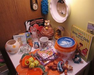 Bright and fun cat decor