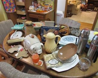 Pig soup tureen, Pyrex, vintage Thermos and more