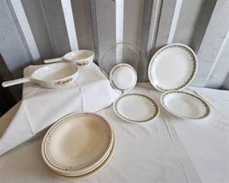 Vintage Pyrex Corelle