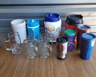 Vintage Whirley Drink Works 64 Oz Insulated Big Fair Mug More