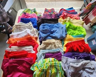 Womens Shorts Mixed Lot  HUGE LOT