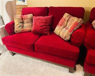 Smith Brothers Matching Red Loveseat & Couch Set 