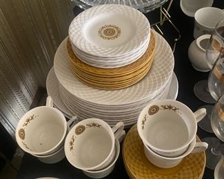 Wedgwood Gold Medallion 