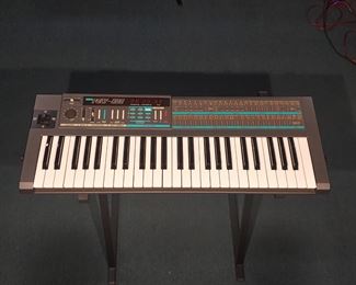 Korg Poly 800