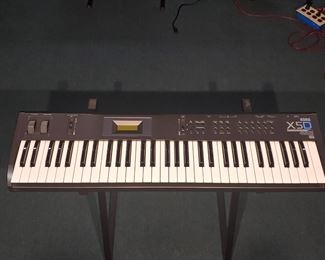Korg X5D