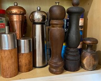 Pepper mills 