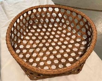 002 Shaker Cheese Basket