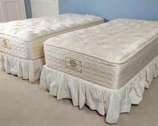 Stearns Foster Catterton Twin Bed Set