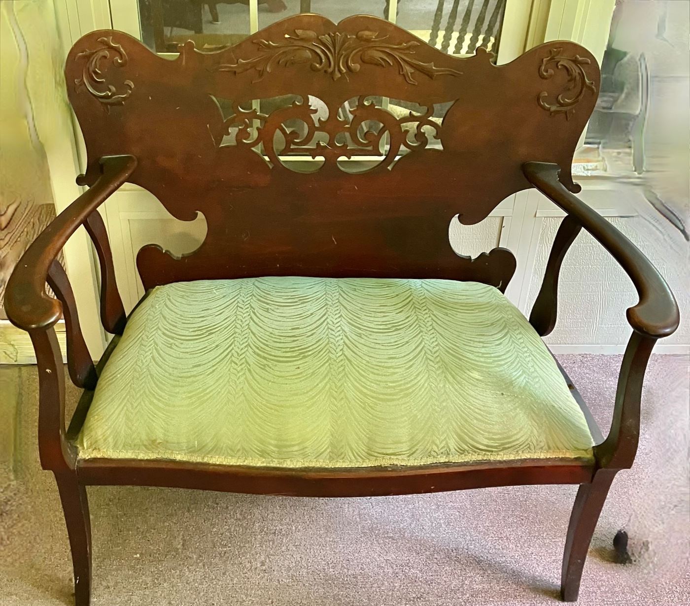 Estate Sale with Antiques in Lafayette, LA starts on 5/26/2023