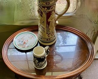 Glasstop Tray Coffee Table with Steins