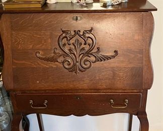 Ladies Drop Front Desk 1 Ca 1900 $525