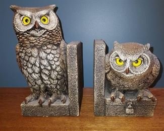 Gorgeous Owl Bookends by Windstone Editions