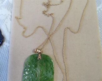 14k gold pendant necklace.
