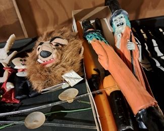 Candles,  more decor