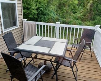 Patio Table w/Four Chairs