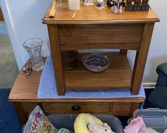 End table and coffee table 