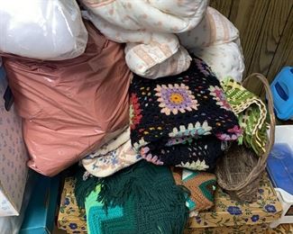 Blankets and afghans 