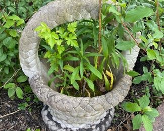 Concrete planter