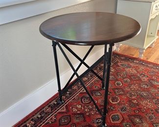 Metal table with legs 