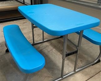 $40 - Kids' picnic table