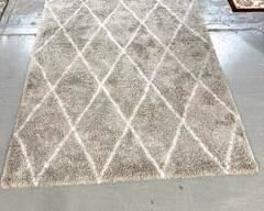 Diamond Pattern Grey and White Area Rug