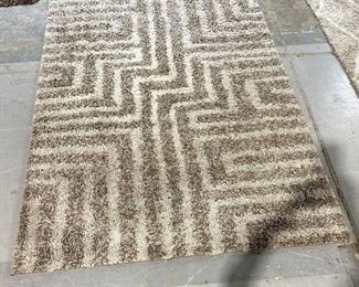 Oriental Weavers Grey and Cream Accent Rug