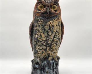 Vintage 1990 Dalen Products Owl Blow Mold Garden Decoy. 16 X 7 X 8