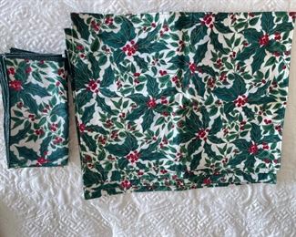 Holly placemats and napkins, 4 of each,  was $7, NOW $4