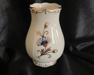 Zsolnay Hungary hand-painted vase, 3.5"H, $10