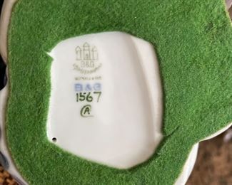 B & G stamp on bottom of boy/girl reading a book figurine~