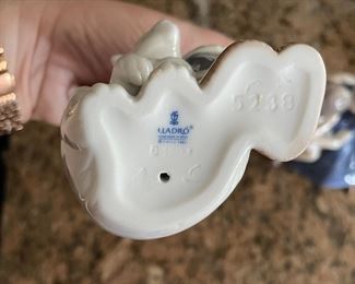 Lladro stamp on bottom~