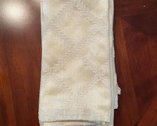 6 Lenox napkins,  was $10, NOW $6