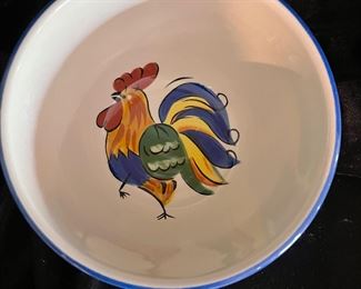 Inside of Luna Rooster bowls~