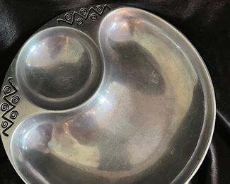 Wilton Armatale chip & dip bowl, was $10, NOW $8