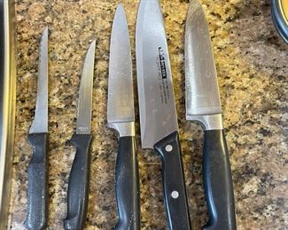 5 black handles knife set,  was $8, NOW $6