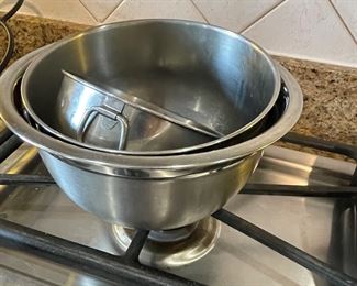 Set of  3 stainless mixing bowls,  was $7, NOW $5