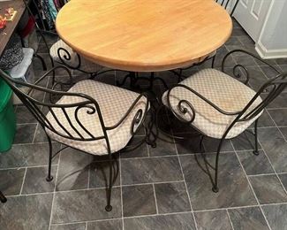Nice Metal and Wood Round Kitchen Table with 4 Metal Upholstered Chairs