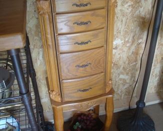 Jewelry chest w 5 drawers and side doors