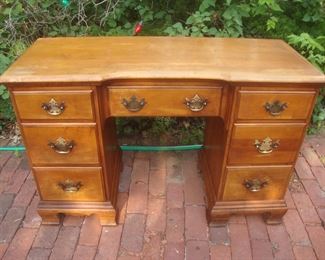 Solid maple desk with 7 dovetailed drawers