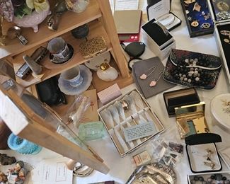 Vintage collectables